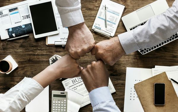 Tworzenie wartościowych relacji z kontrahentami - jak to zrobić?